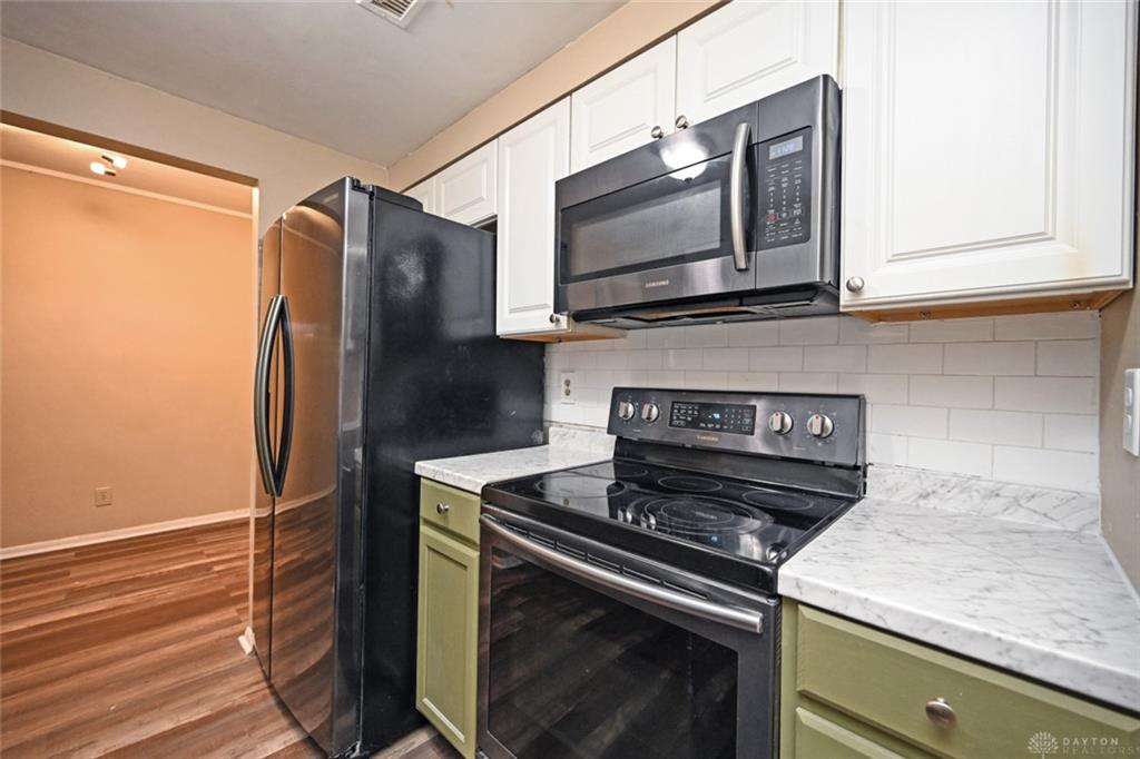 1787 Cherokee B Property Photo 18