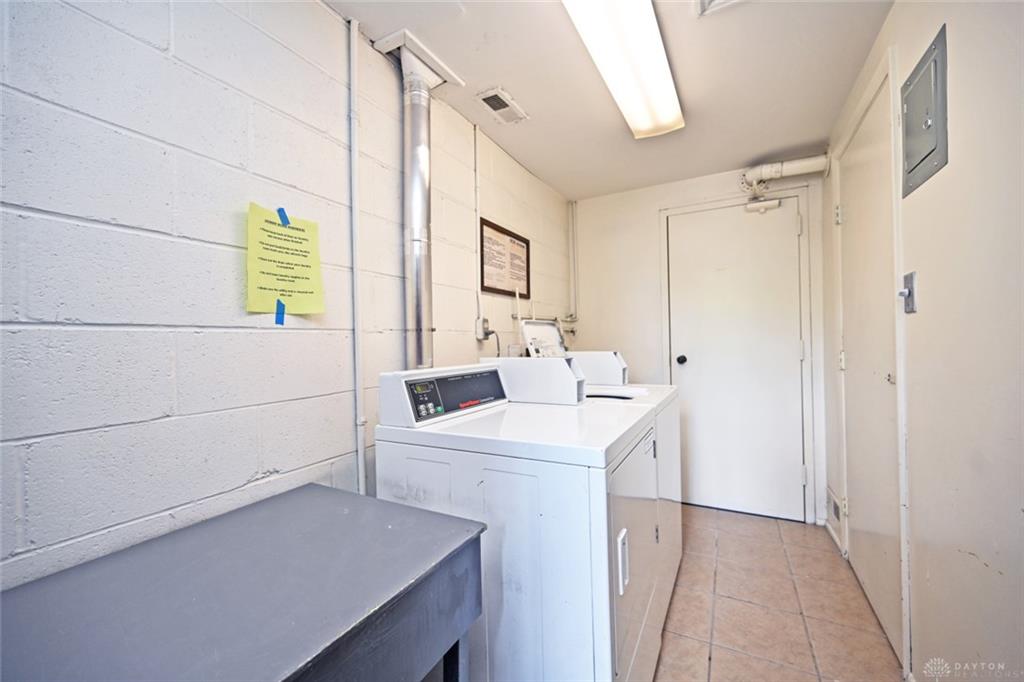 1787 Cherokee B Property Photo 30