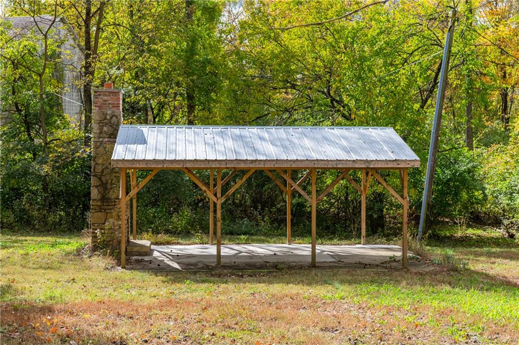 733 State Route 380 Property Photo 9