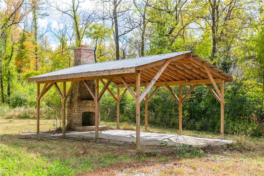 733 State Route 380 Property Photo 10