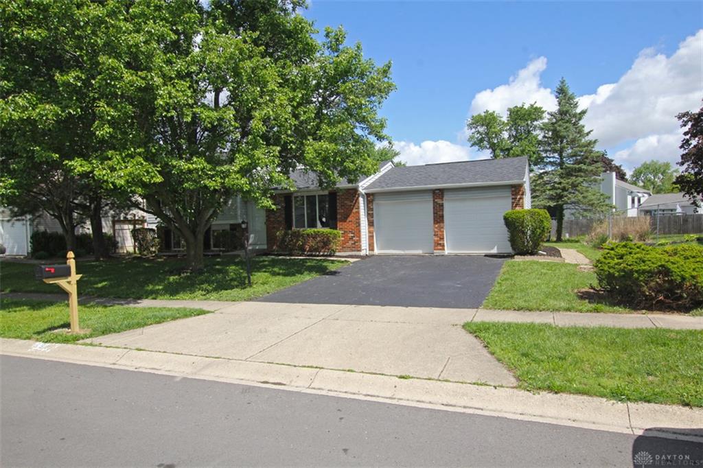 5917 Summersweet Property Photo 2