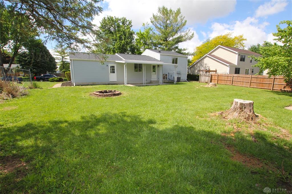 5917 Summersweet Property Photo 3