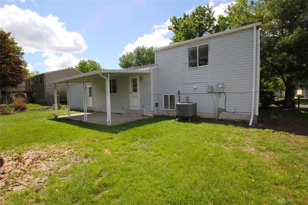 5917 Summersweet Property Photo 5