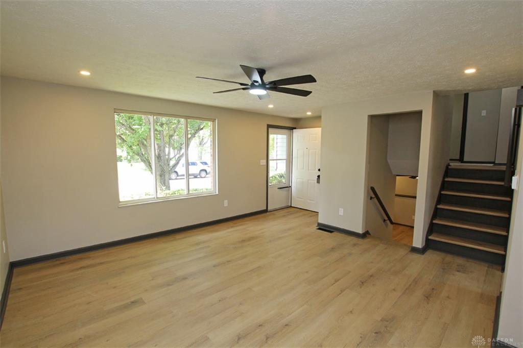 5917 Summersweet Property Photo 7