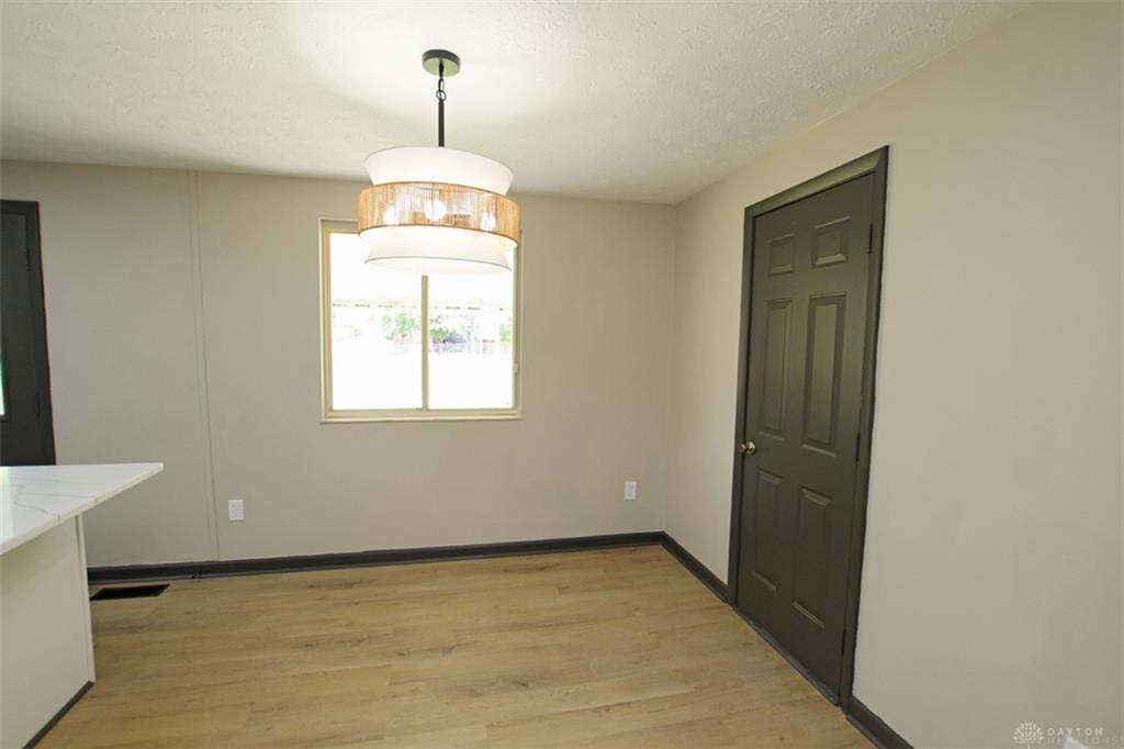 5917 Summersweet Property Photo 8