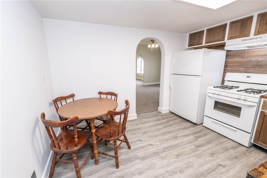 2294 E 40 Us Property Photo 17