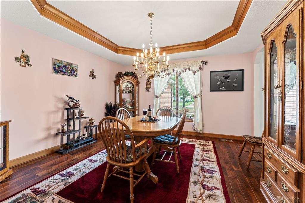 1537 Meadowlands Property Photo 11