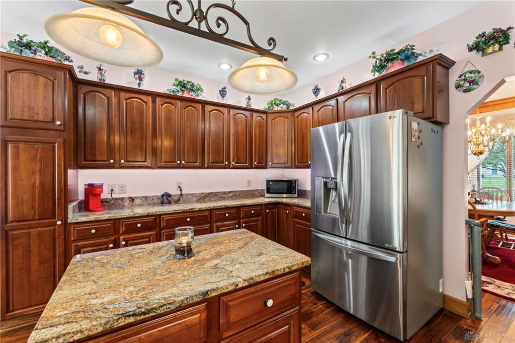 1537 Meadowlands Property Photo 14