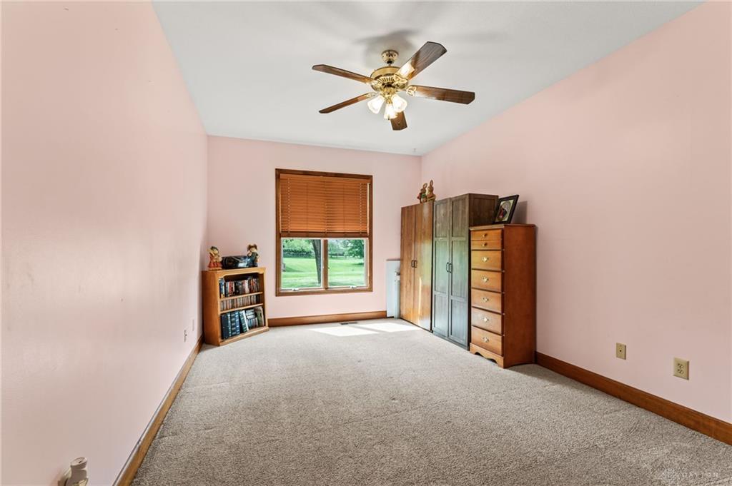 1537 Meadowlands Property Photo 44