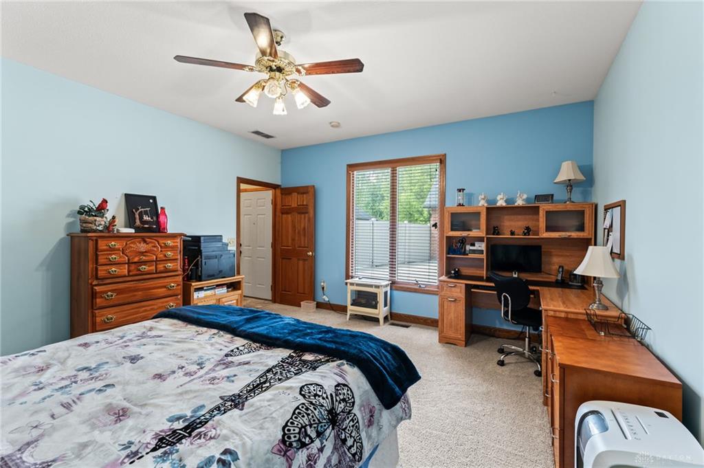 1537 Meadowlands Property Photo 49