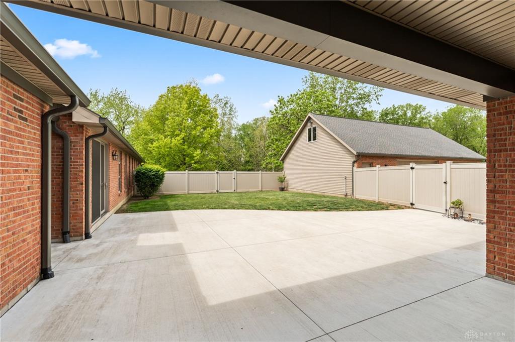 1537 Meadowlands Property Photo 80