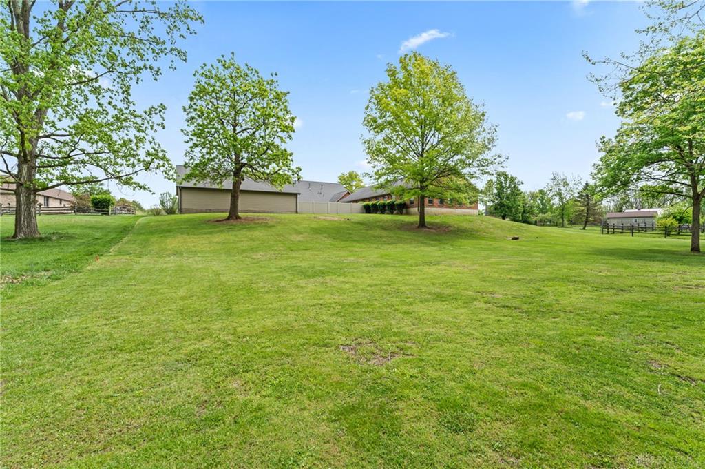 1537 Meadowlands Property Photo 87