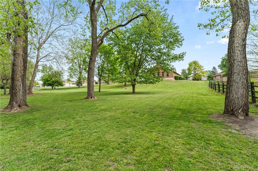 1537 Meadowlands Property Photo 89