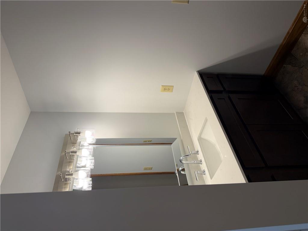 1537 Meadowlands Property Photo 95