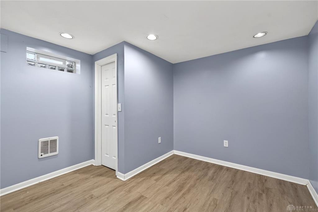 1321 Amherst Property Photo 34