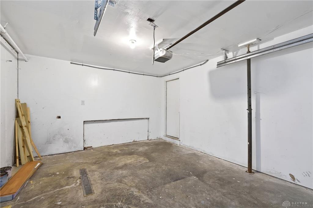 1321 Amherst Property Photo 37