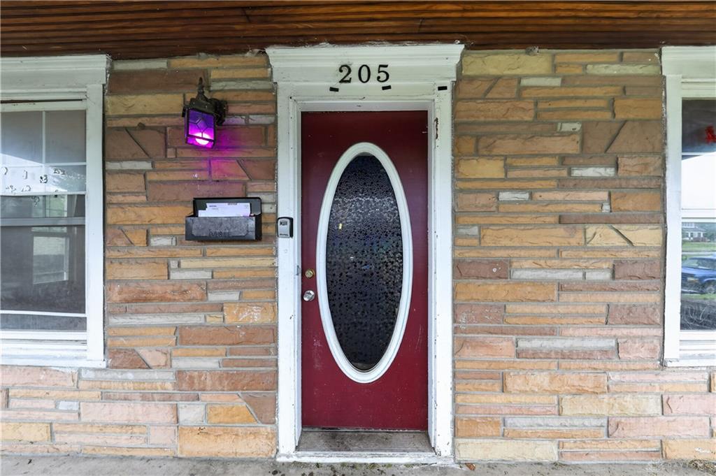 205 Rita Property Photo 4