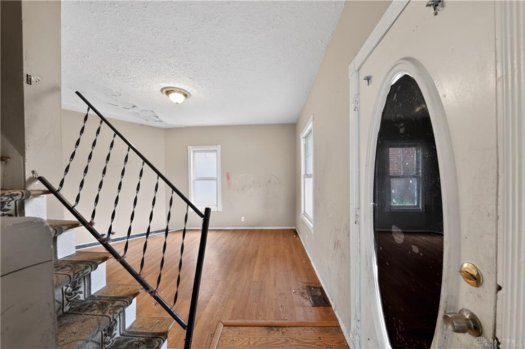 205 Rita Property Photo 5