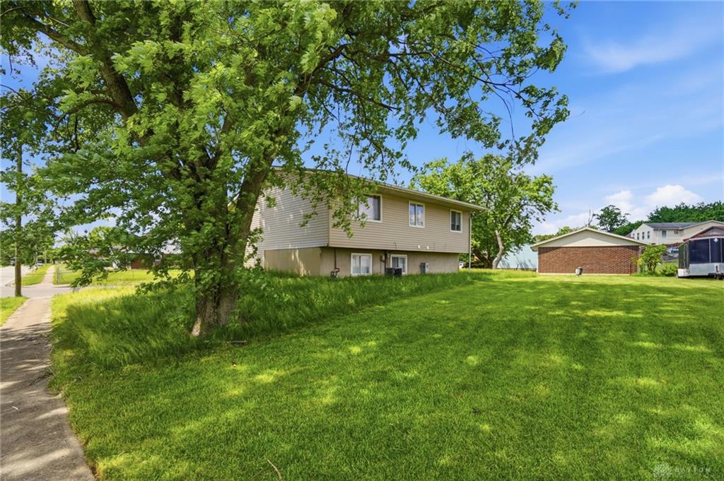 1805 Coretta Property Photo 43