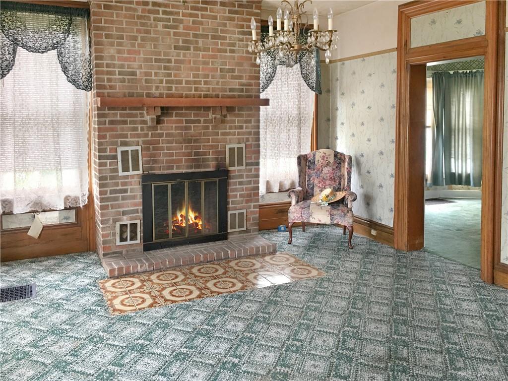 110 S River Property Photo 2