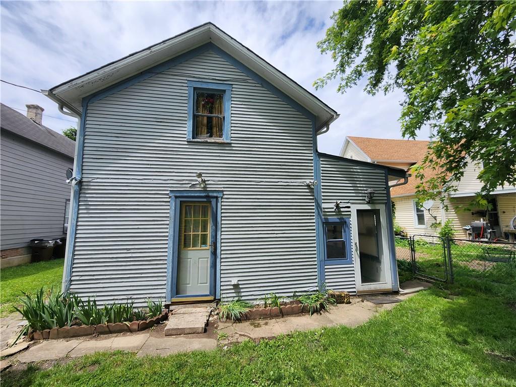110 S River Property Photo 15