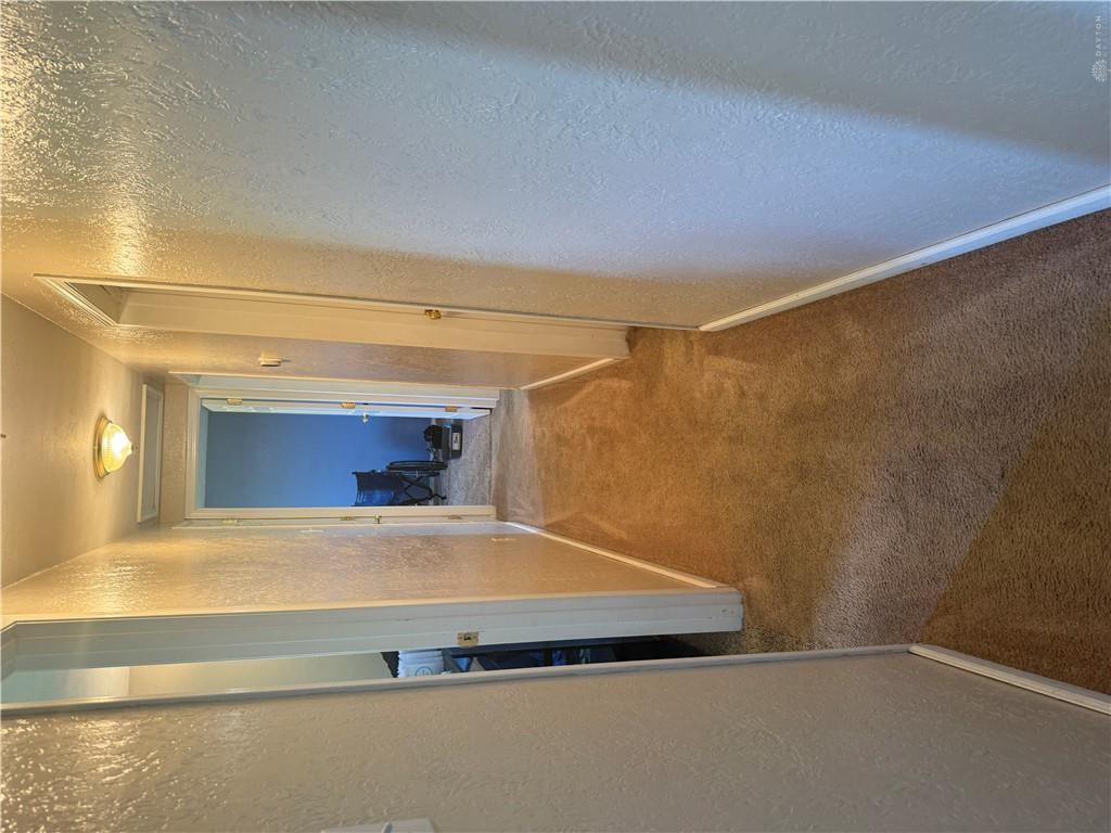 5840 S Pitchin Property Photo 11