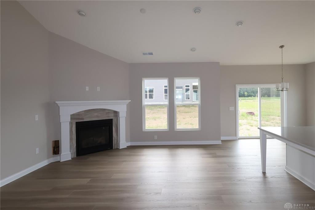 48 Bick 0027 Property Photo 5