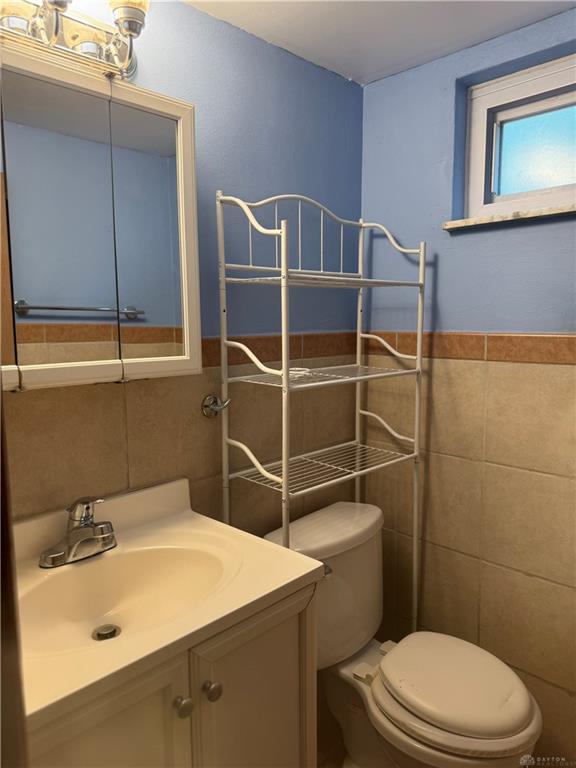 5562 Maefel Property Photo 9