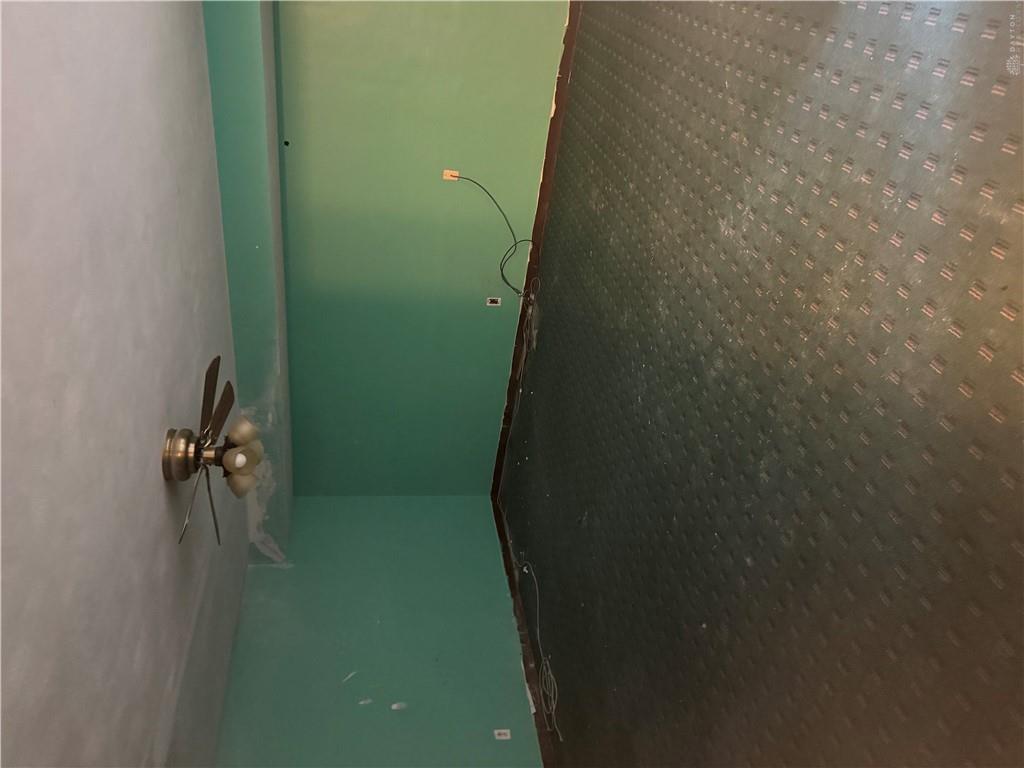 5562 Maefel Property Photo 17
