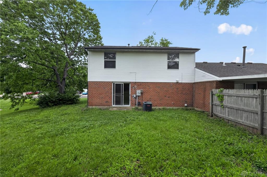 9455 Arboridge Property Photo 2