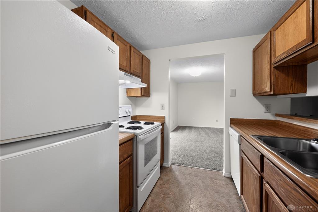 9455 Arboridge Property Photo 9
