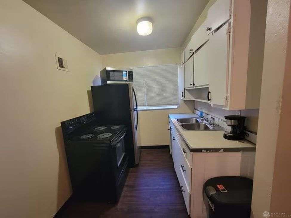 58 W Nottingham Property Photo 5