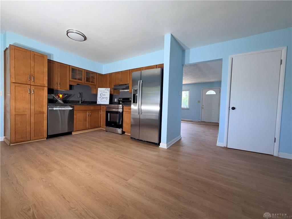 2281 E Stroop Property Photo 8