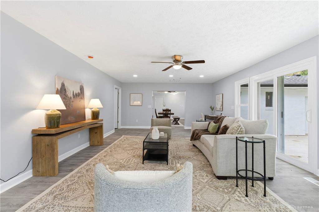 2529 Marinette Property Photo 18