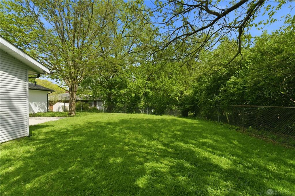 2529 Marinette Property Photo 51
