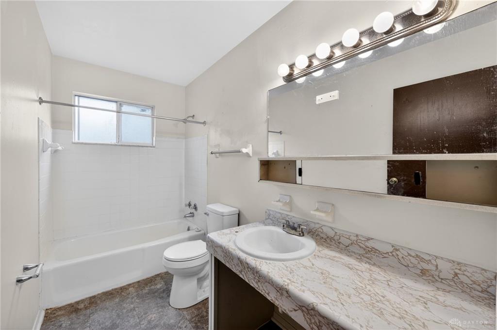 4436 Procuniar Property Photo 28
