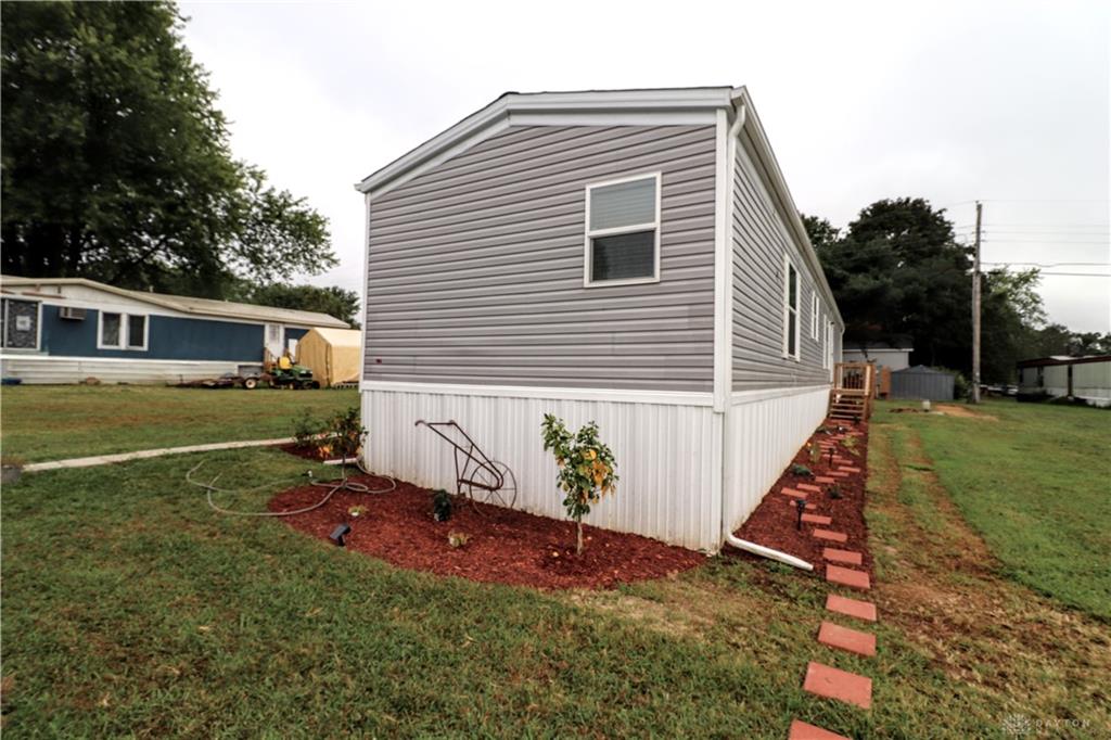 11515 Dundee Property Photo 14