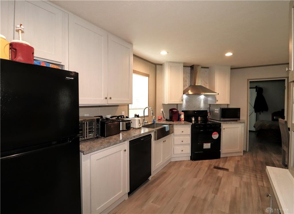 11515 Dundee Property Photo 15