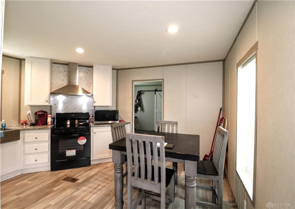 11515 Dundee Property Photo 21