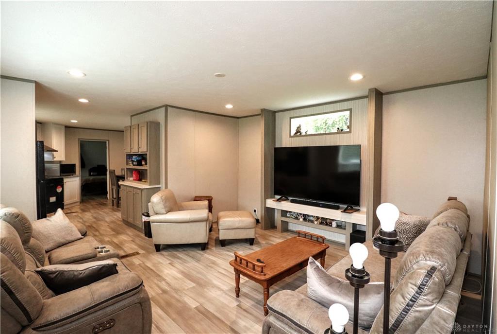 11515 Dundee Property Photo 26