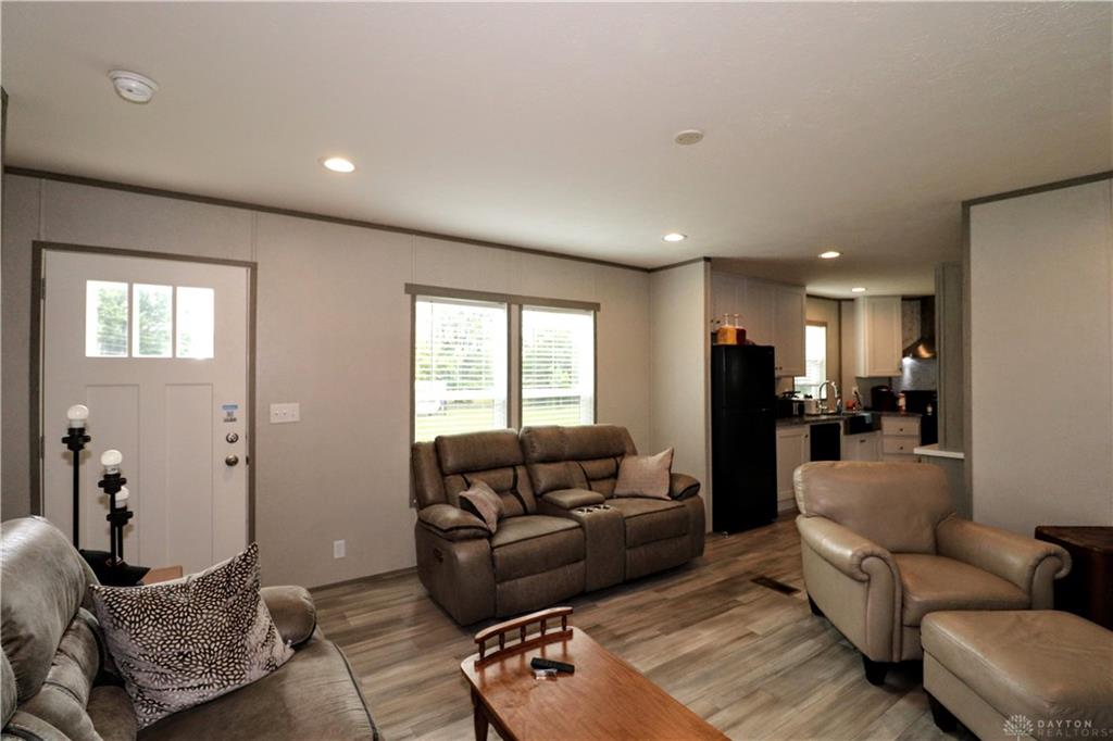 11515 Dundee Property Photo 28