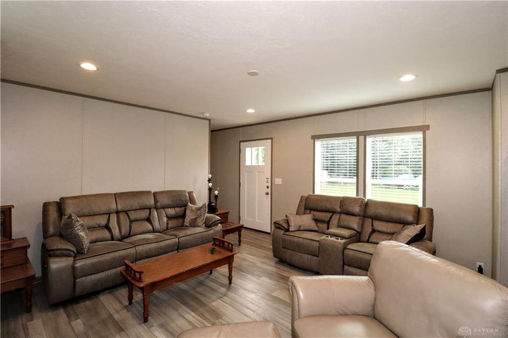 11515 Dundee Property Photo 29
