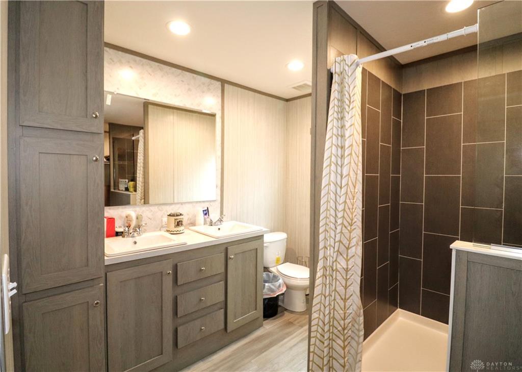 11515 Dundee Property Photo 36