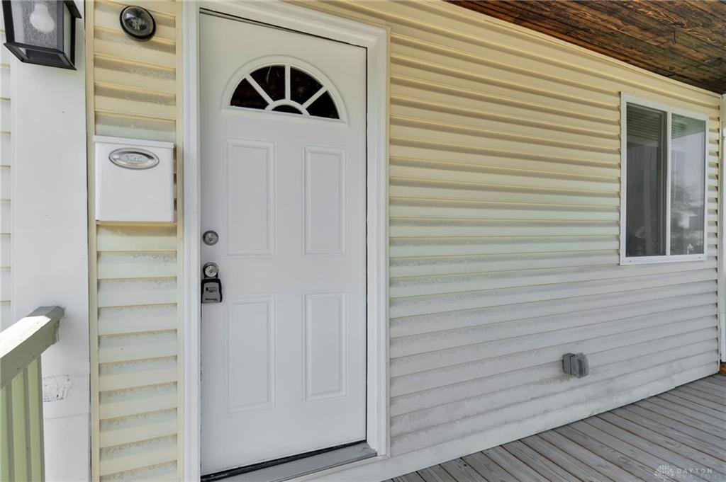 127 Stainton Property Photo 5