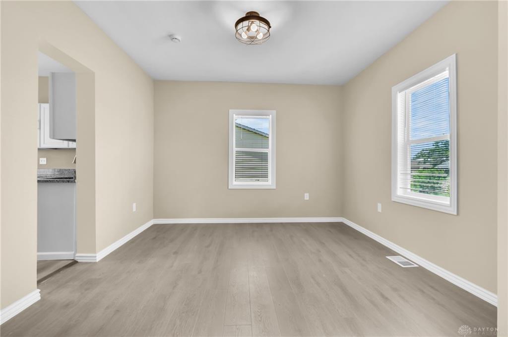 127 Stainton Property Photo 9