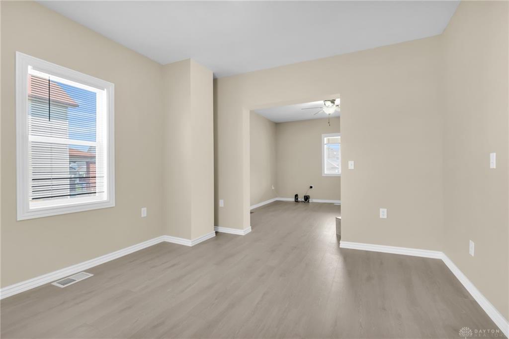 127 Stainton Property Photo 10