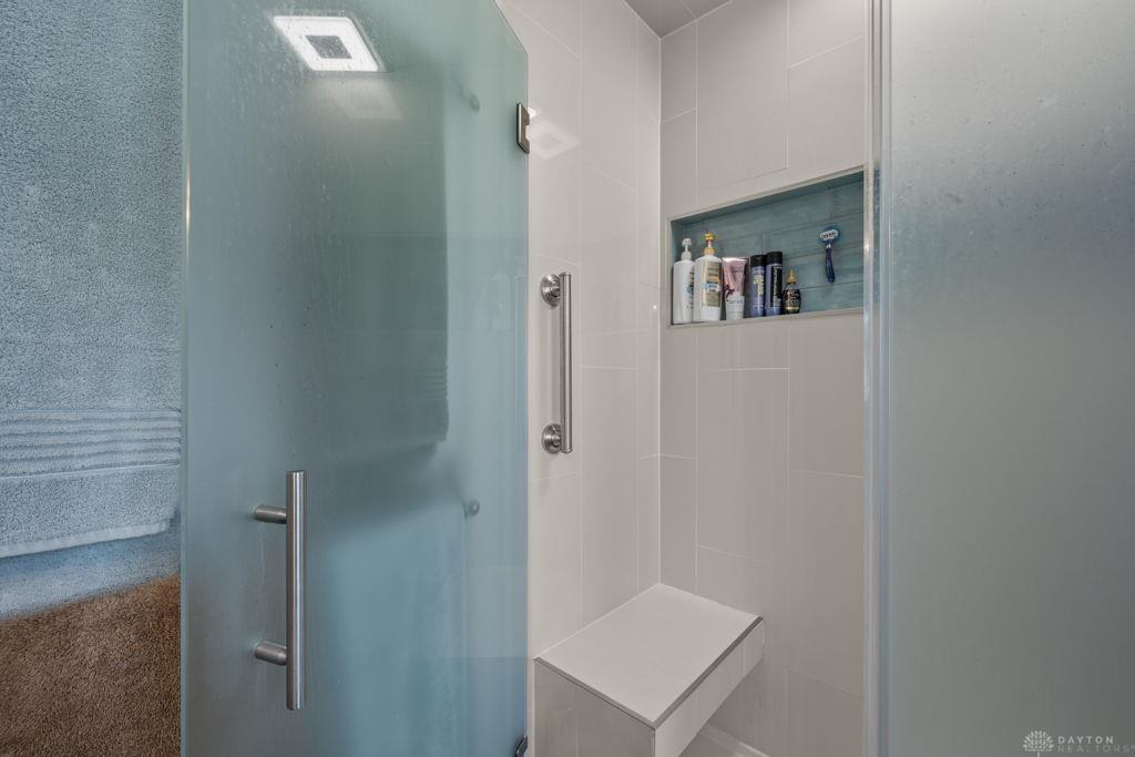 224 E Walnut Property Photo 31