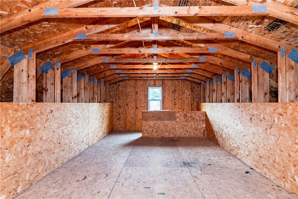 20 W Walnut Property Photo 48