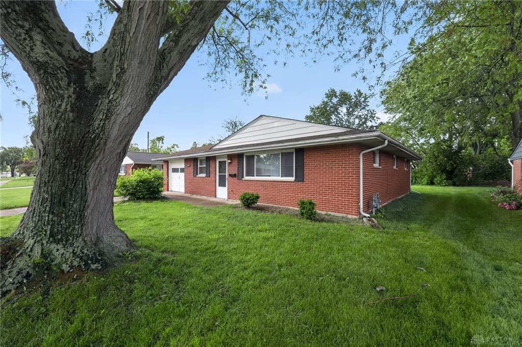 2421 Acorn Property Photo 4