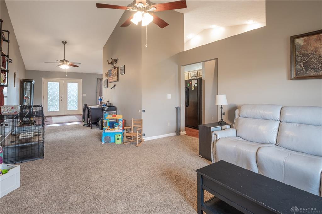 1192 Rockwell Property Photo 10
